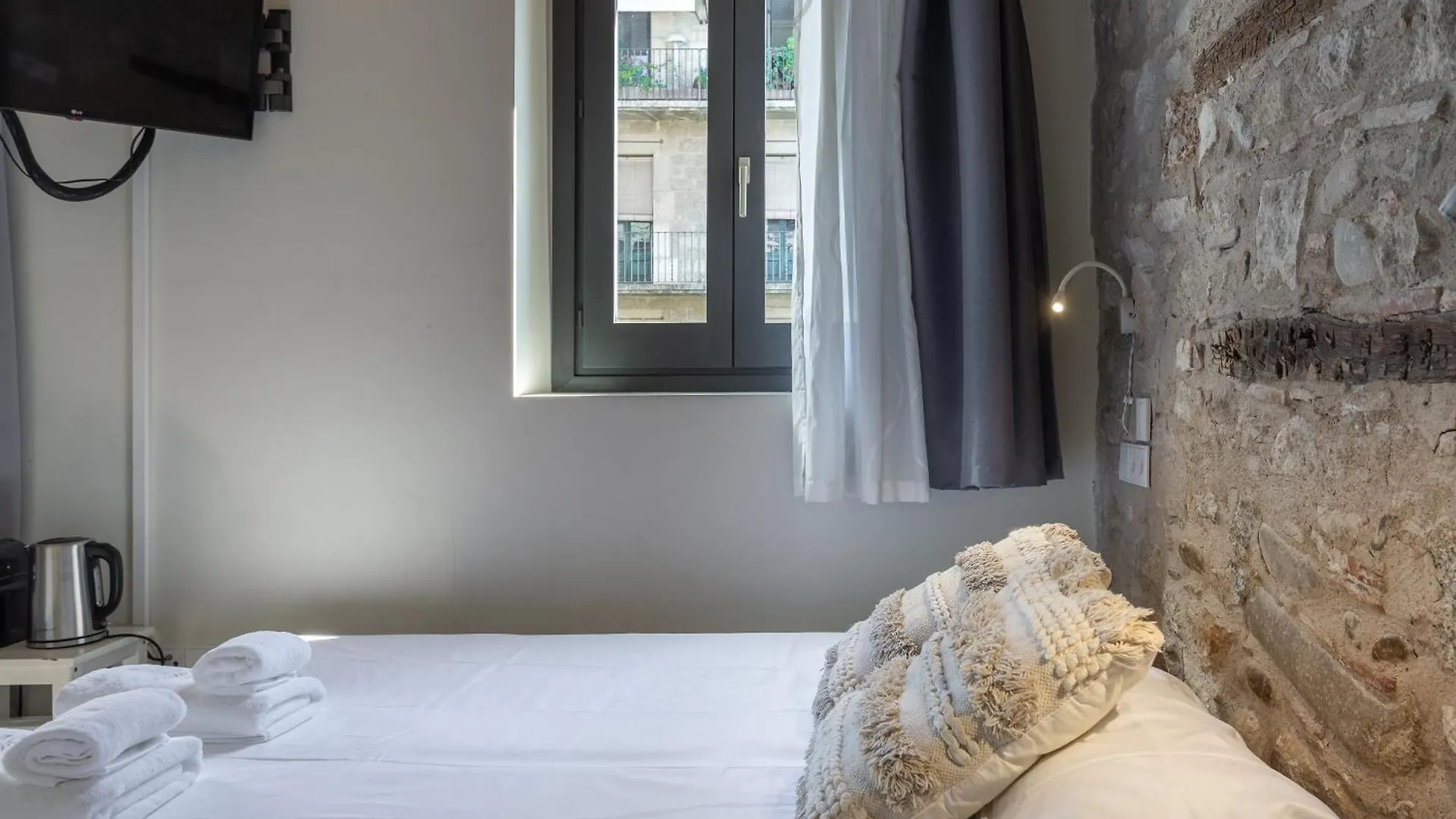 Apt 5 Limon Girona Apartment