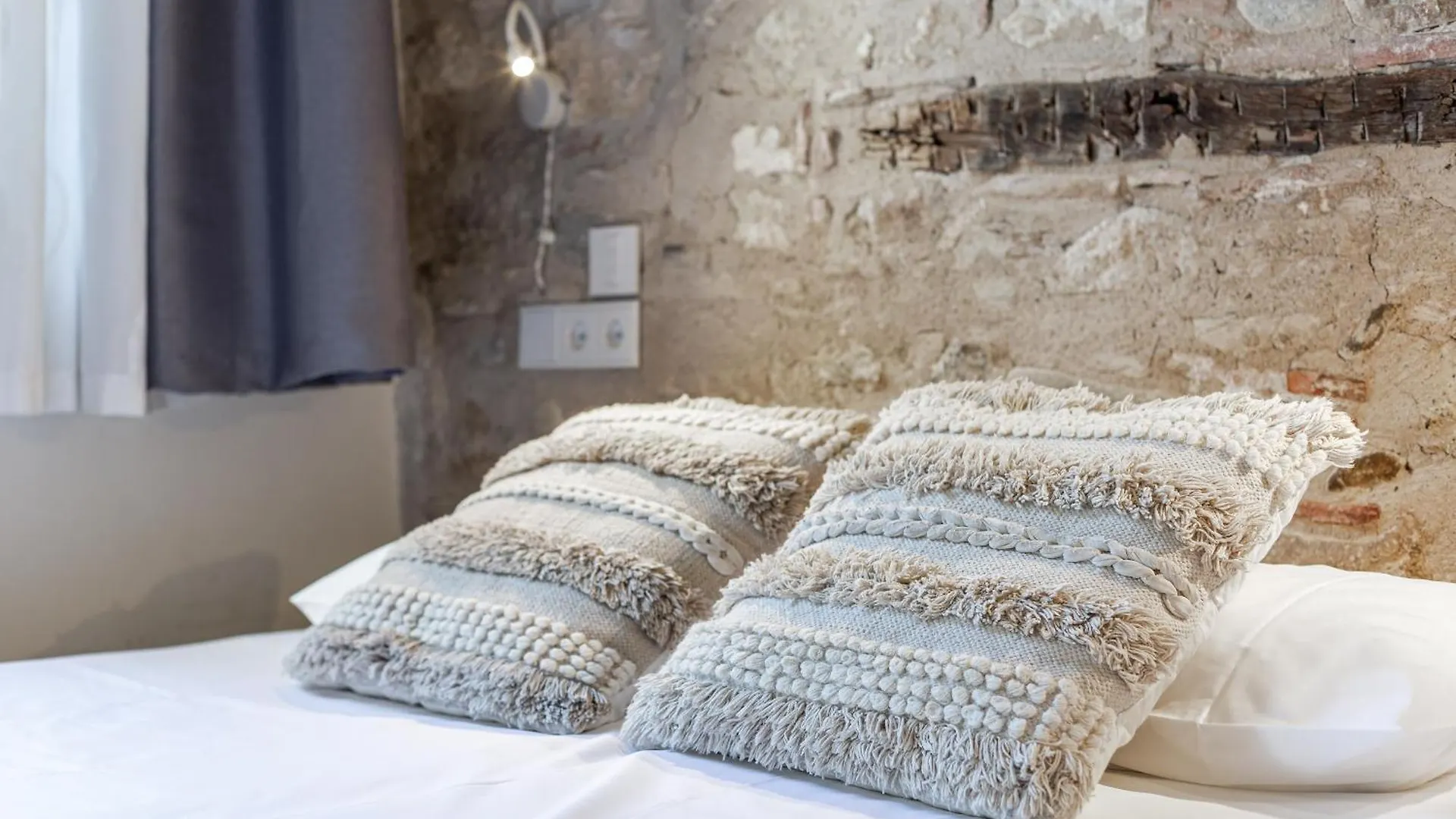 Apt 5 Limon Girona Apartment